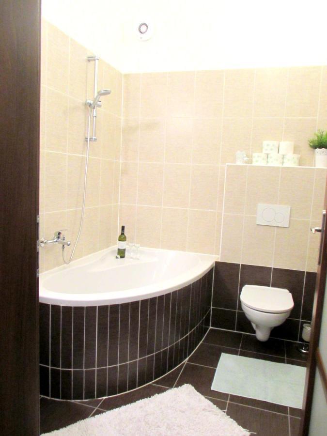 Wellness Apartments Florenc 프라하 외부 사진